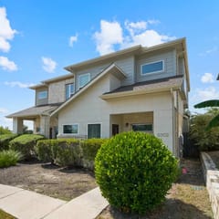 Modern 2BR Haven near Austin & Tesla