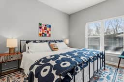 Exceptional 2BR in Prime Location Top Amenities