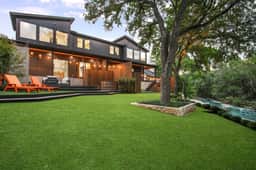 Full Duplex ATX Modern Creekside Retreat + Hot Tub