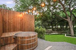 The ATX South Lamar Creekside Retreat with Hot tub