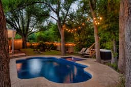 Upscale Retreat: Pool, Hot Tub, Gym & Games