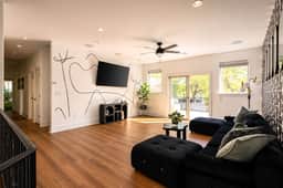 Massive Retreat-Pool-Pickleball-Gameroom+Much More - Image 4
