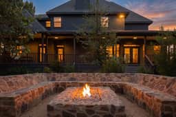 Luxury Retreat Hot Tub, Fire Pit, Pool GameRoom - Image 2