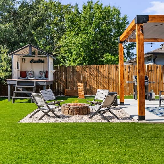 Southern Solace Retreat – Game Room Getaway - Image 1