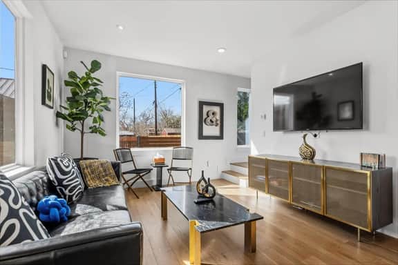 Stylish Austin Stay 3BR 2BA  Pet-Friendly