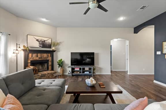 Welcoming 3BR Haven in Scenic Salado