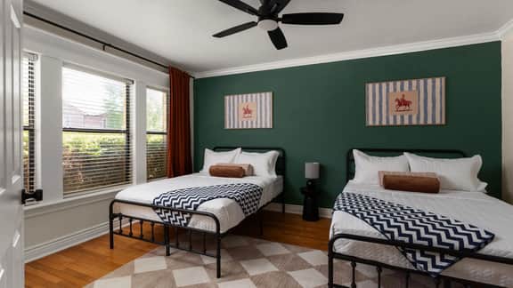 Cedar Park Parlor! 5BR Hot Tub & Game Room