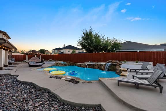 Sleeps 40 Two Houses Two Pools 2x the Fun