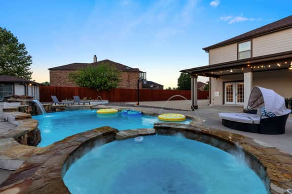 Sleeps 40 Two Houses Two Pools 2x the Fun