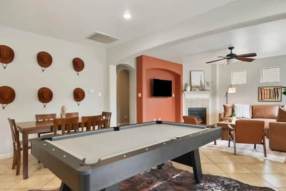 Cozy 5BR Getaway Pool Games Sleeps 18 - Image 2