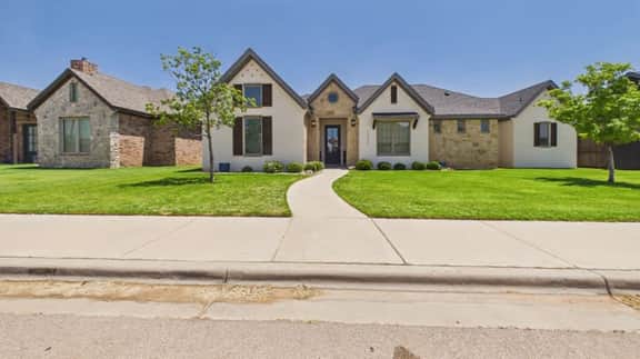 Modern Scandi-Luxury Retreat in Quiet Lubbock