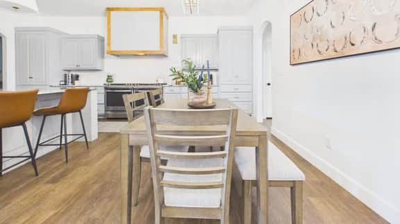 Modern Scandi-Luxury Retreat in Quiet Lubbock