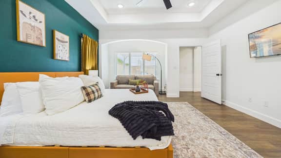 High Plains Hideaway  Luxury Pool Retreat - Image 3