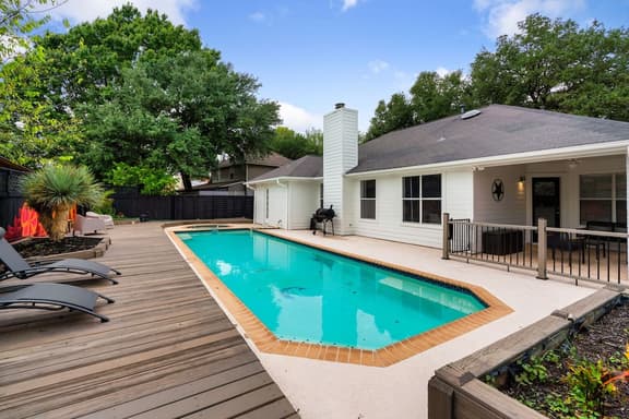 Sleek Designer Home: Pool, Hot Tub & Game Room