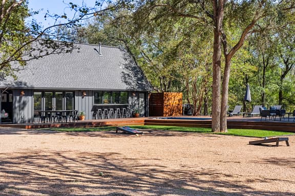 Wells Trace (8BR)