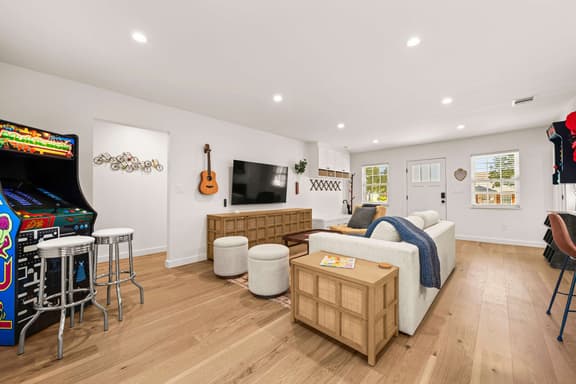 East 10th - Image 1